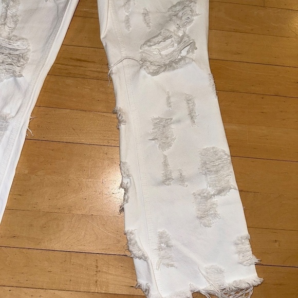 alexander wang RIVAL GRINO boyfriend cut destroyed white jeans , 24.  NH011 - Picture 5 of 12